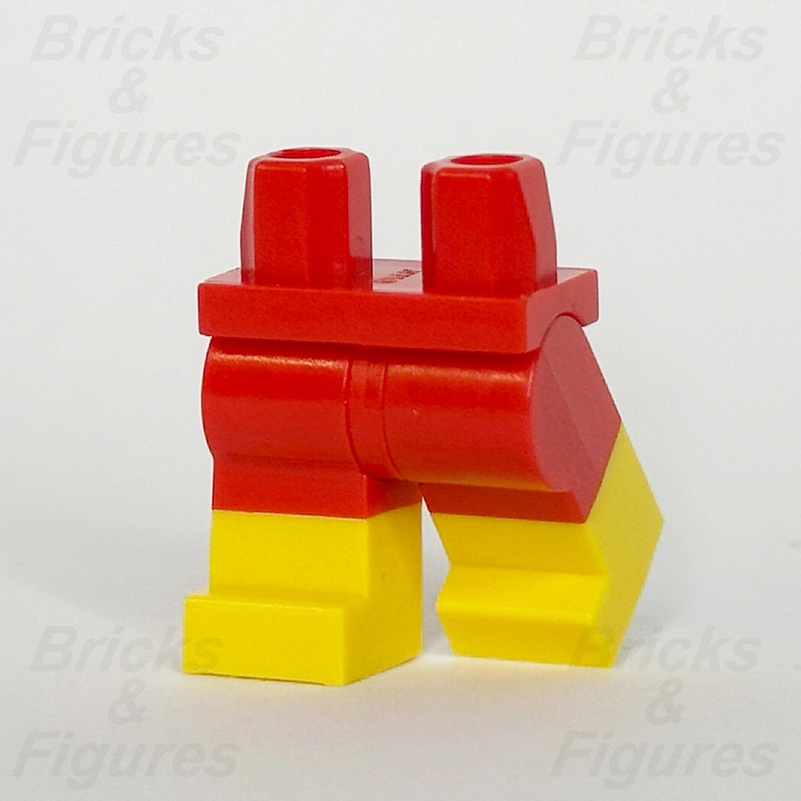 LEGO Red Minifigure Legs Part Moulded Lower Yellow Boots 21019 970c00pb05750