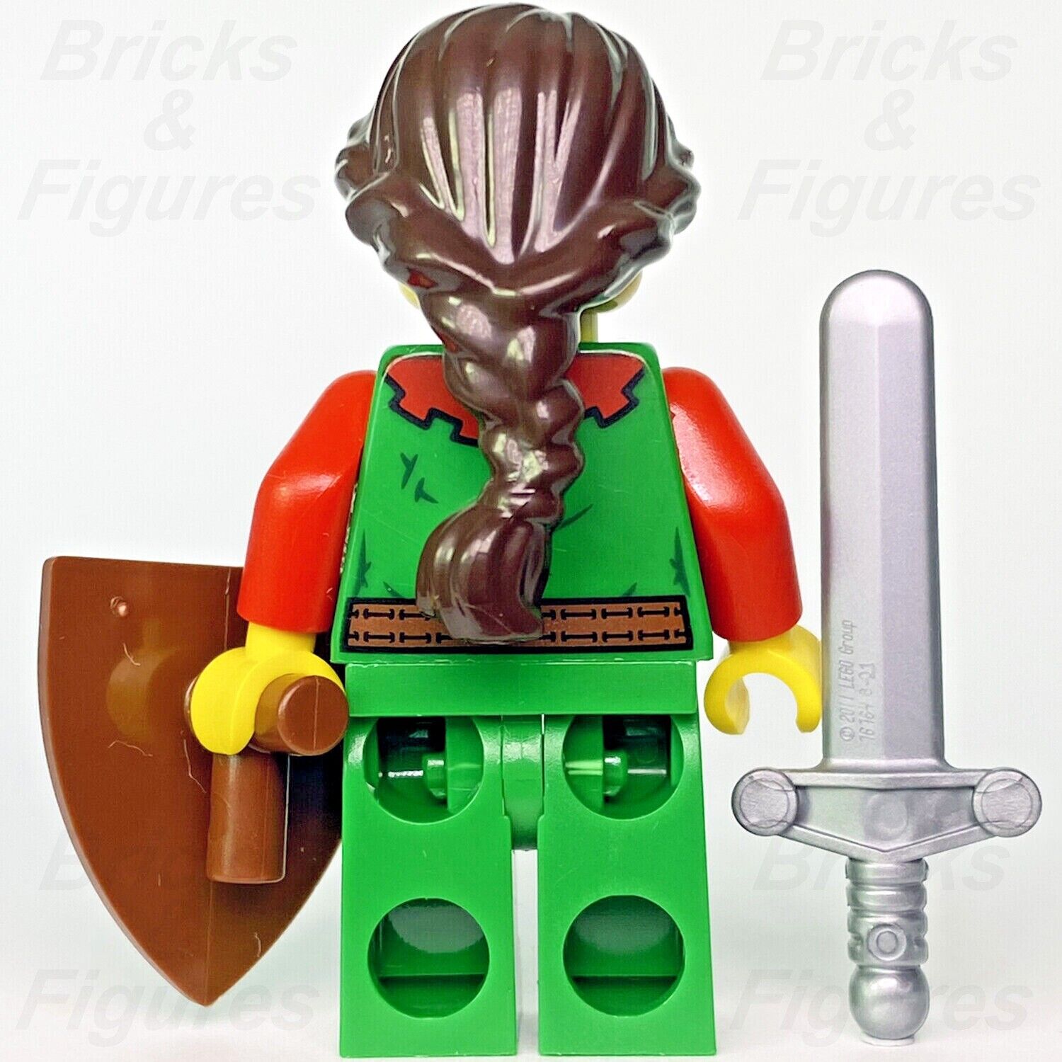 LEGO Forestwoman Castle Forestmen Minifigure with Sword & Shield 40567 cas558 - Bricks & Figures